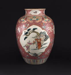 Color Enamel Story Pattern Vase Qianlong Period