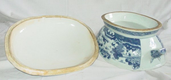 19th c. Canton covered vegetable - 2