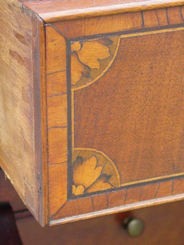 Inlaid butlers desk, circa 1830 - 3