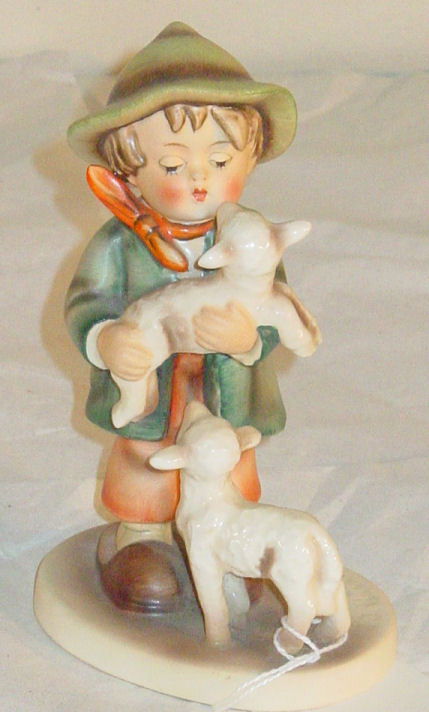 hummel nativity sheep