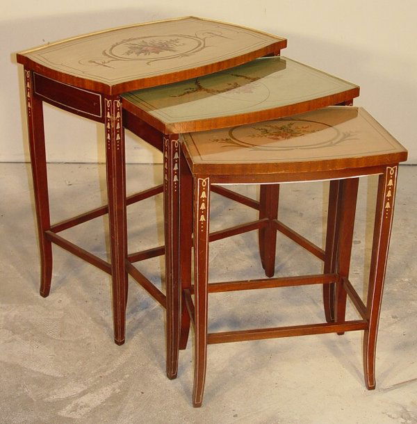 set of 3 nesting tables, hand painted cla: set of 3 nesting tables, hand painted classical decoration, excellent condition