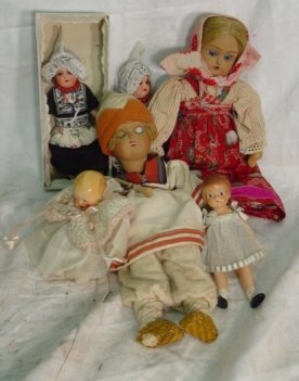 Lot of 6 dolls: Lot of 6 dolls lot includes four with sleep eyes and jointed body, Effanbee Wee Patty (as is) and baby doll