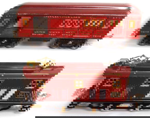 American Flyer 4644 loco 4040 Post Office car: American Flyer 4644 loco 4040 Post Office car, mail car has one door loose, but present. Items in this lot are sold as is shown in photo as a box lot with no returns.