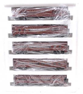 Williams 2501 PRR Madison four Car Set MINT Boxed: Williams 2501 PRR tuscan red Madison four car set in OB with some wear. Cars are C10.