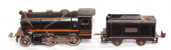 Lionel No. 258 loco and 257T tender: Lionel No. 258 loco and 257T tender. Items in this lot are sold as is shown in photos as a box lot with no returns.