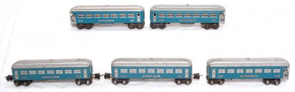 Lionel prewar 2630, 2630, 2631, 1631, 1631: Lionel prewar passenger cars 2630, 2630, 2631, 1631 and 1631. This lot is sold as is shown in the photo with no returns.