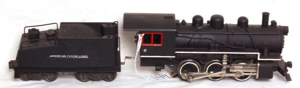 American Flyer prewar 0-6-0 steam loco: American Flyer prewar 0-6-0 switcher with tender, restored, no numbering on loco cab, Lionel postwar trucks on tender.