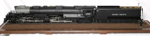 Fine Art Models Union Pacific Big Boy, gauge one: Incredible Fine Art Models Union Pacific Big Boy 4-8-8-4 steam locomotive and tender. This highly detailed 1:32 gauge one scale model. This is one of 139 models built and is an amazing 50 inches long.