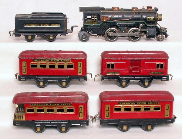 American Flyer six piece prewar red pass train