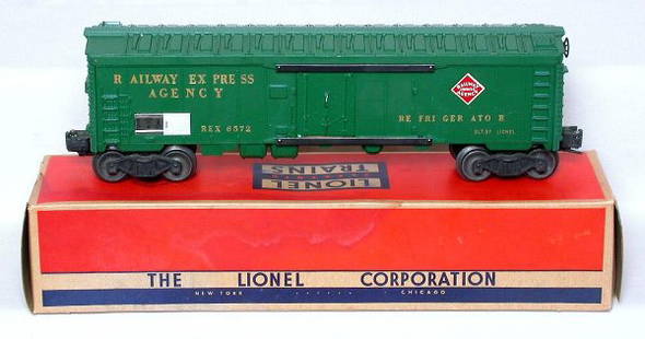 Lionel 6572 Railway Express Agency reefer, OB: Lionel 6572 Railway Express Agency reefer, strong C8, OB has some water staining but is intact.