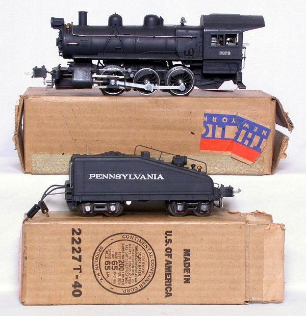 Lionel prewar 227 switcher and tender in boxes: Lionel prewar 227 switcher, engine is C7. Tender has fantastic lettering, C9. Boxes are C8, no insert on the engine box.