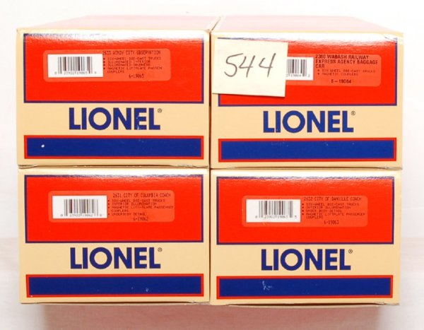 Lionel 19061 Wabash Railway passenger car 4 pack: Lionel 19061 Wabash Railway passenger car 4 pack in original boxes, C9-10. 19062; 2631 City of Columbia coach, 19063; 2632 City of Danville coach, 19064; 2360 Wabash Railway Express Agency baggage car