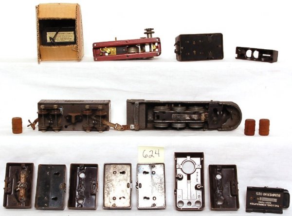Mixed lot of Lionel prewar items, 1668E, controls - 3