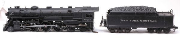 Lionel 700E NYC Scale Hudson with 700W Tender: Lionel prewar O gauge 700E New York Central scale Hudson 5344 steam locomotive with 700W tender, both have been restored. Loco and tender castings are solid and straight.