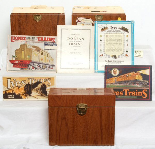 Lionel, Dorfan, Ives, American Flyer catalogs: Lionel, Dorfan, Ives, American Flyer catalogs, magazine ads, Hard bound books and three framed pieces. Original catalogs: 1925 Lionel catalog missing covers. 1927 Lionel catalog, light wear. 1929 Ives