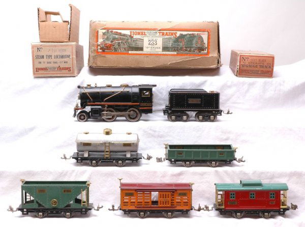 Lionel 258 258T 902 803 804 806 807 Freights OB: Lionel prewar O gauge freight set no. 233 in set box including; 258 loco in OB, 258T tender in OB, 902 peacock gondola, 803 peacock hopper, 804 aluminum tank, 806 orange cattle car with maroon roof an