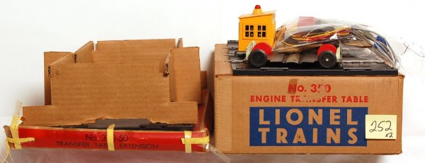 Lionel No. 350 transfer table and 350-50 extens.