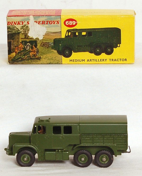 Dinky Supertoys 689 Medium Artillery Tractor