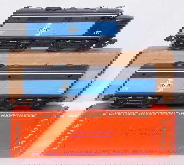 Mint Lionel 226 Boston and Maine AB units, OB: Lionel 226 Boston and Maine AB alco units, good pilot, A is test run, B is unrun, C9-10. Power box is C8 with instruction sheet, C box is missing a couple of inner flaps.