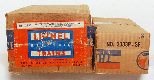 Lionel 2333 S.F. twin and 2333PX S.F. boxes: Lionel 2333 S.F. twin F-3 diesels and 2333PX S.F. F-3, boxes only. 2333PX box has insert. Both are Star boxes. Please view our photographs for the best description and as to condition of the items in
