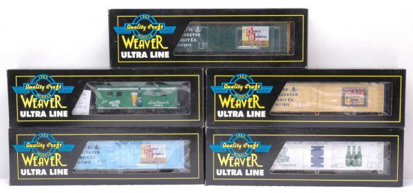 Weaver Budweiser Rolling Rock Reefers MINT Boxed: Weaver woodside refrigerator cars; 1970 Dubois Budweiser, 1979 Dubois Budweiser, 1962 Budweiser, Rock Green Light and a Rolling Rock Extra Pale Northeastern caboose in OBs, C10.