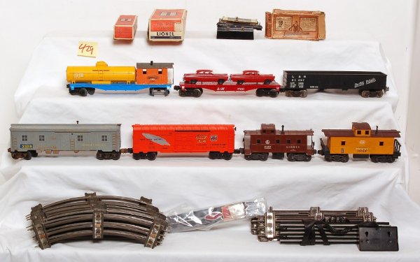 Lionel 6457, 9723 and other cars, track, 167, 88