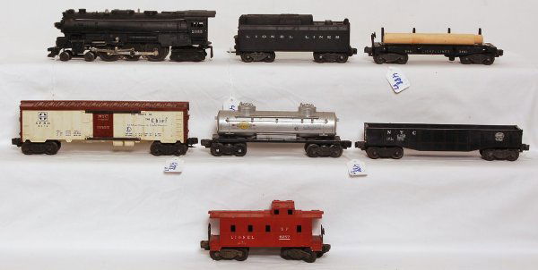 Lionel 2055, tender, 6672, Sunoco, 3461, more: Lionel 2055 4-6-4 loco and tender, 6672 Santa Fe reefer two lines blue letters, Sunoco tank car, 3461 automatic dump car, 6462 NYC gondola and 6257 SP caboose. Please view our photographs for the best