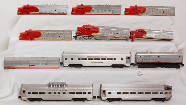 Lionel Santa Fe loco shells and passenger cars