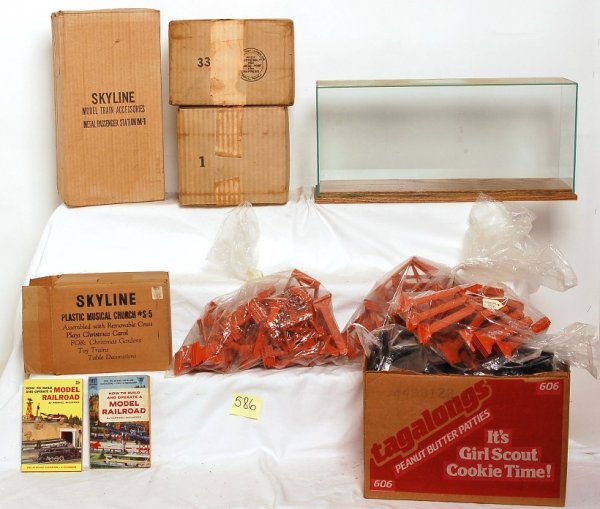 American Flyer lot, boxes, trains, accessories...