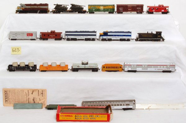 Tyco, Varney and others, trains and cars: Unmarked Canadian Pacific diesel. Varney Pennsylvania NW-2 diesel switcher. Mantua / Tyco Chesapeake and Ohio 8015 powered diesel A unit and 8015 dummy diesel B unit. AHM C&NW stockcar. AHM United Sta