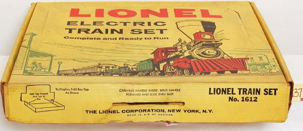 Lionel boxed 1612 The General passenger set: Lionel set 1612 with a nice set box and insert. Trains included are 1862 General loco and tender, 1866 baggage and 1865 Pullman car, track, transformer, paperwork and accessory catalog. Trains are C7-