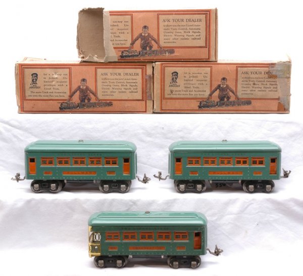 Lionel Peacock Passenger Cars two 607 608 Boxed - 2
