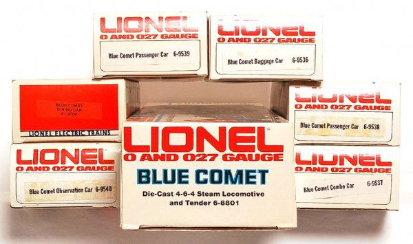 Lionel 8801 Blue Comet passenger train: Lionel 8801 Blue Comet 4-6-4 steam loco and tender with 9536 Barnard baggage, 9537 Halley combo, 9538 Faye Pullman, 9539 Westphal Pullman, 9540 temple observation and 19000 Giacobini dining car, passe