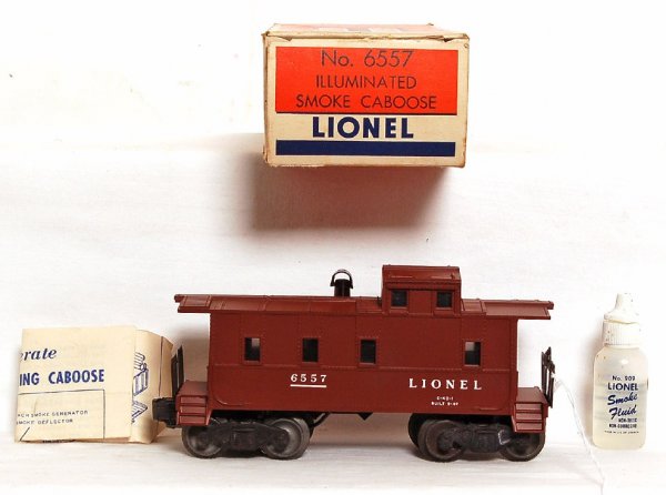 Mint Lionel 6557 smoking caboose, OB