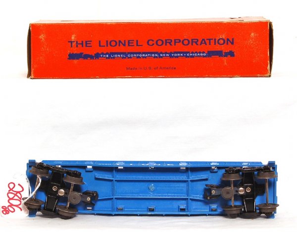 Unrun Lionel 3330 flatcar with operating sub, OB - 3