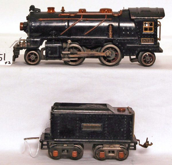 Lionel 262E 2-4-2 loco with 262T tender: Lionel prewar 262E 2-4-2 loco with 262T tender, loco is missing one corner of pilot, C6.