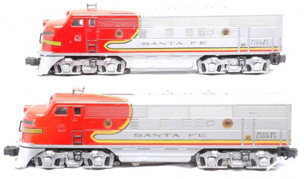 Lionel 2343 Santa Fe F-3 AA Diesels: Lionel postwar 2343 Santa Fe F-3 AA diesels, C7.