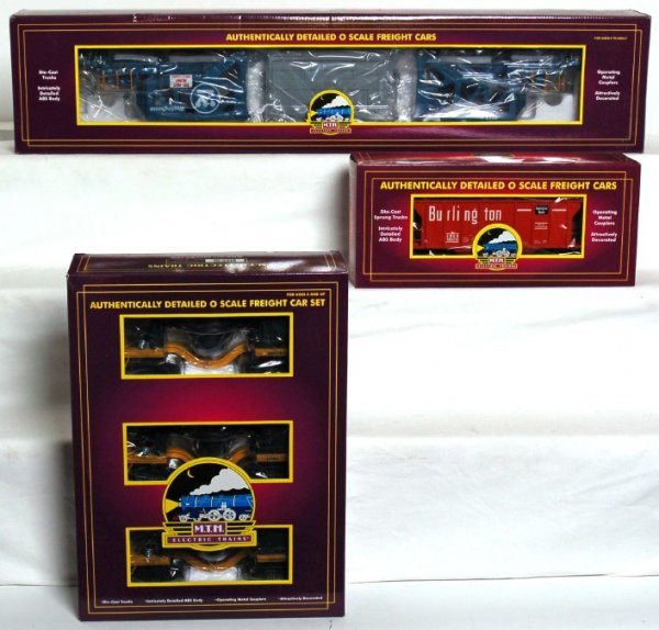 MTH 20-98232, 20-90042, 20-97105 in OB : MTH 20-98232 Westinghouse Schnabel flatcar, 20-90042 Chicago North western 3-car slag car set and 20-97105 Burlington PS-2 hopper, in original boxes, C9-10.