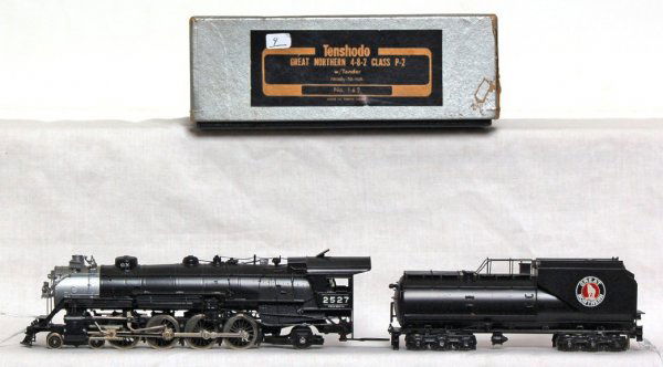 Tenshodo Great Northern 4-8-2 class P-2 w/tender: Tenshodo NO. 162 brass HO scale ready to run Great Northern 4-8-2 class P-2 with tender in original box with partial foam inserts, small spot of foam stuck to paint on underside of cab roof and on one