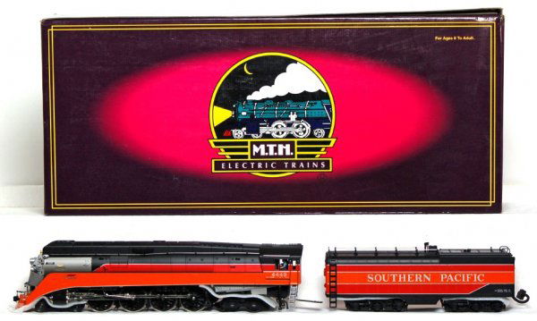 MTH 20-3029-2 Southern Pacific 4-8-4 GS-4 in OB: MTH 20-3029-2 Southern Pacific 4-8-4 GS-4 in original box, train looks C9-10 but is graded C8 due to having been run lightly. Train is two rail with ProtoSmoke.