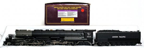 MTH MT-3021S U.P. Big Boy 2 rail in OB: MTH MT-3021S Union Pacific Big Boy loco and tender in original box, looks C9 area, graded C8 due to having been run. Box shows mild wear.
