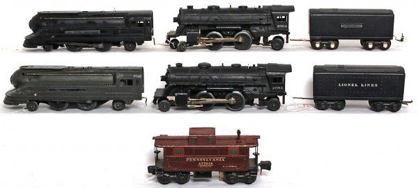 Lionel two 1684, two 1688, two 1689T, caboose: Lionel two 1684 locos, two 1688 locos, two 1689T tenders and an unnumbered caboose, caboose has had a postwar coupler attached, O/W C6 area.