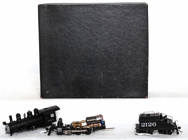 Hallmark Models brass HO Santa Fe 0-6-0 in OB: Hallmark Models brass HO scale Santa Fe 2100 series 0-6-0 loco and tender in original box, C8 area. Box shows light wear.