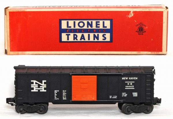 Lionel 6464-425 New Haven boxcar in OB: Lionel 6464-425 New Haven boxcar in original box, C8-9. Box has a tape repair, some small tears and light wear, lower C7.