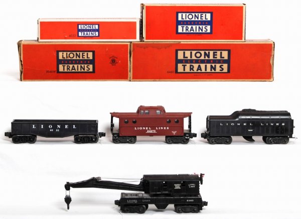 Lionel 6460, 2046W, 6032, 6427-1 in OB : Lionel 6460 operating work crane, 2046W tender with number boards on sides, 6032 gondola unrun, 6427-1 caboose in OB, nicer C7+. Some boxes have detached, missing or repaired flaps.