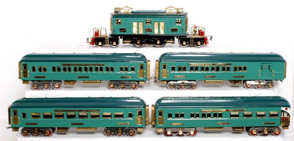 American Flyer prewar President Special set: American Flyer prewar PresidentÕs Special set with 4689 loco, 4390 club car, 4393 diner, 4391 Pullman and a 4392 observation. Trains are very nicely restored to look C7-8.