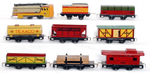 American Flyer prewar O freight set: American Flyer prewar O freight set with loco, tender and seven cars. C6 area.