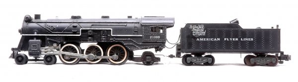 Am Flyer 21099 NYNH&H Loco and Tender: American Flyer S gauge 21099 New York New Haven & Hartford 4-6-2 Pacific loco and tender, C6.