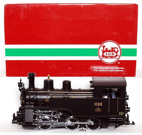 LGB G scale 21471 SBB-Brunigbahn Dampflok HG 3/3: LGB G scale 21471 SBB-Brunigbahn Dampflok HG 3/3 No. 1068 mit DCC-Schnittstelle, Rack steam loco with on board decoder, test run C9. Box has a corner dinged.