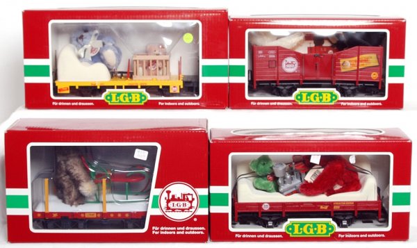 LGB G scale 41000, 43140, 43100, 41220 Steiff: LGB G scale 4100 flatcar w/Steiff Bear, 43140 flatcar w/Steiff Bears, 43100 low side gondola w/Steiff Bears and 41220 gondola w/Steiff Bears, C9-10.